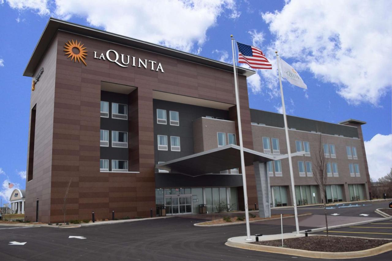La Quinta Inn & Suites By Wyndham Round Rock Near Kalahari Luaran gambar