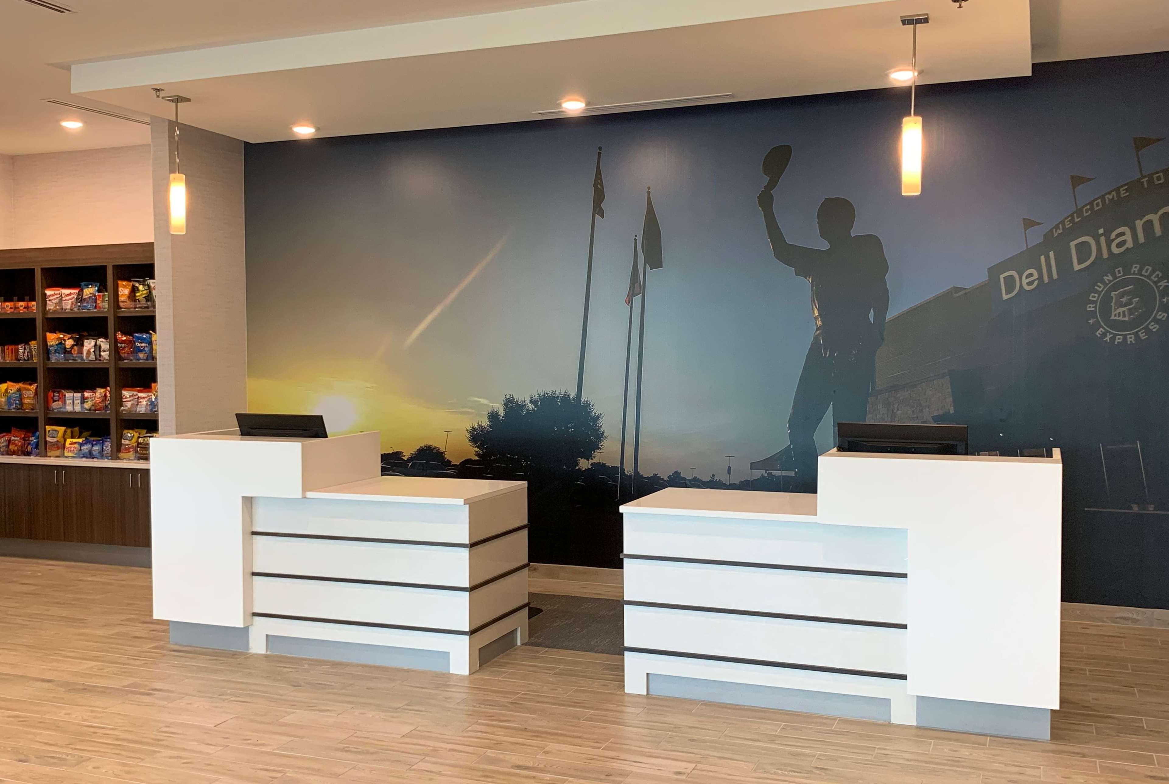 La Quinta Inn & Suites By Wyndham Round Rock Near Kalahari Luaran gambar