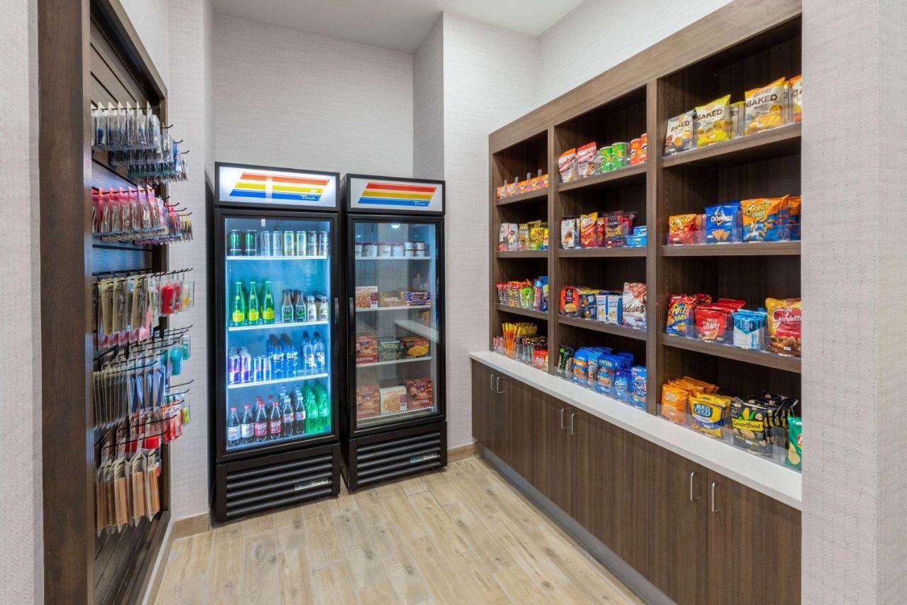 La Quinta Inn & Suites By Wyndham Round Rock Near Kalahari Luaran gambar