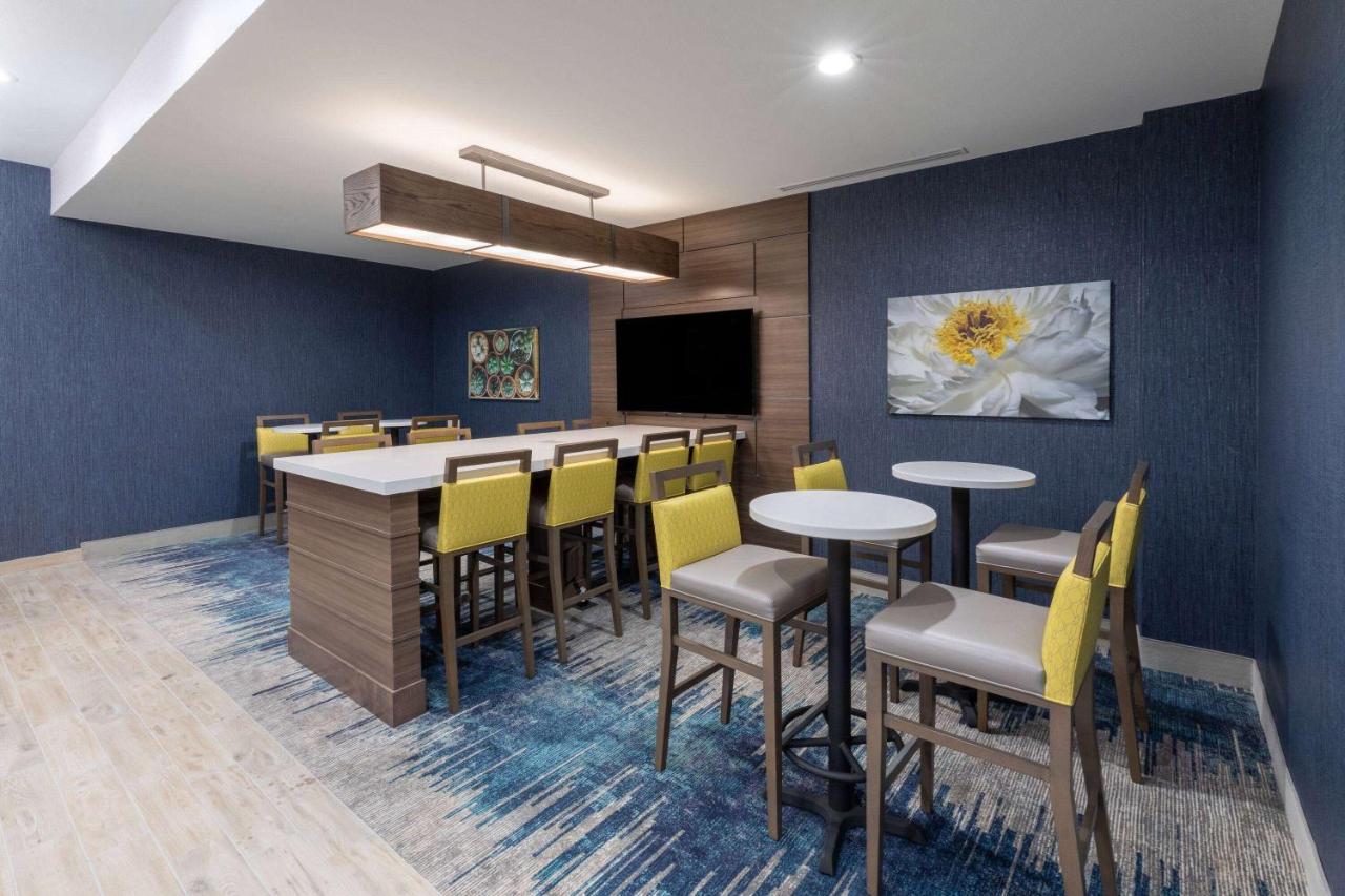 La Quinta Inn & Suites By Wyndham Round Rock Near Kalahari Luaran gambar