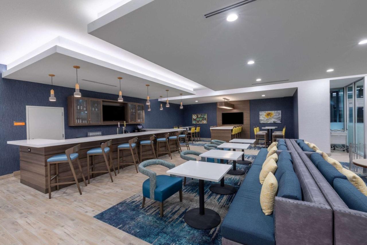 La Quinta Inn & Suites By Wyndham Round Rock Near Kalahari Luaran gambar